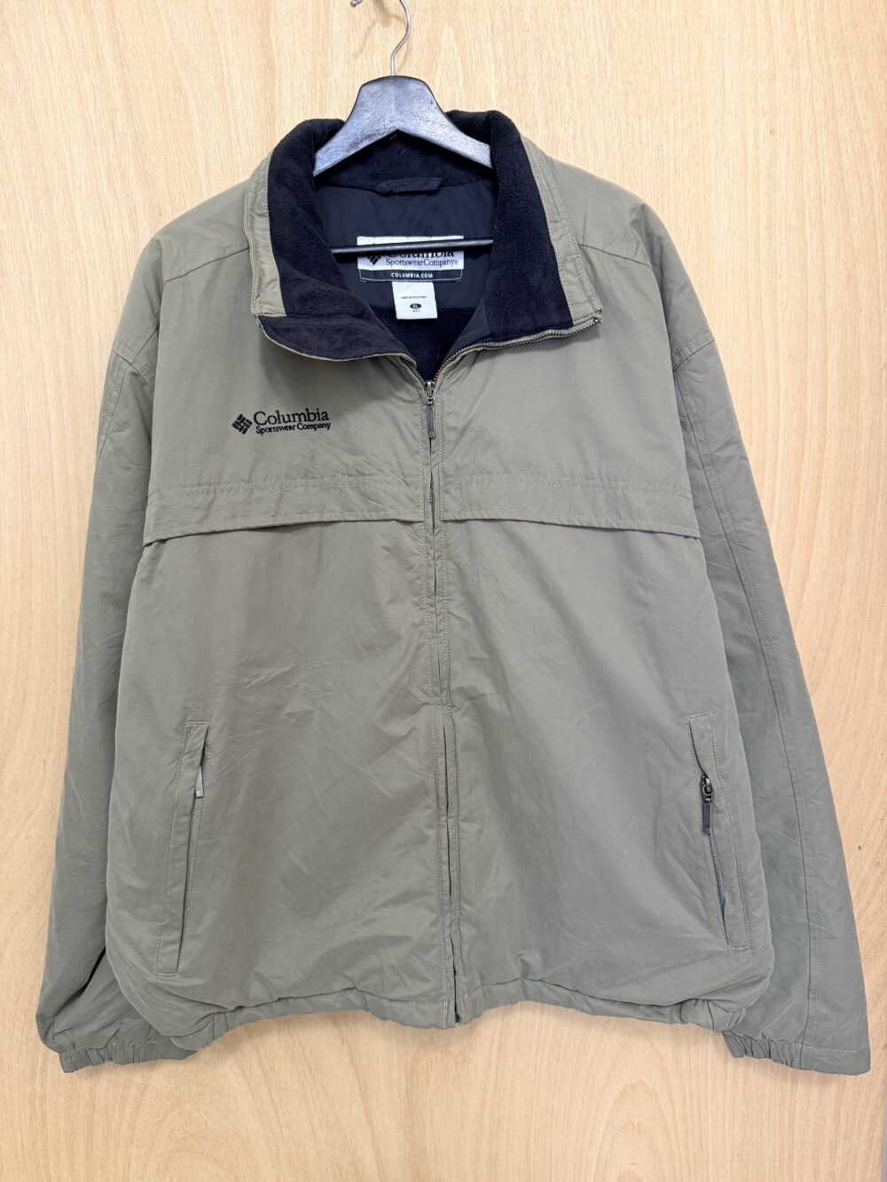 Columbia 刷毛防風外套