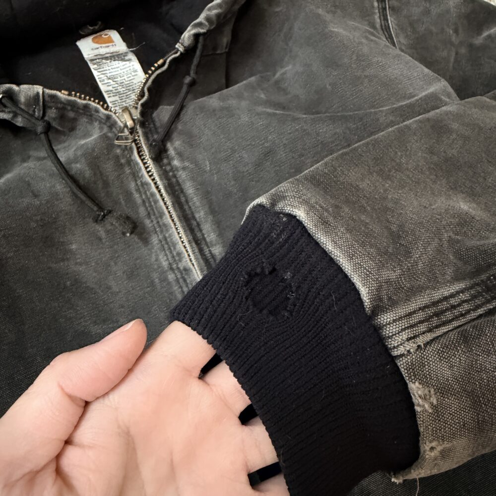 Carhartt 重磅連帽工裝外套