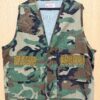 多口袋迷彩背心